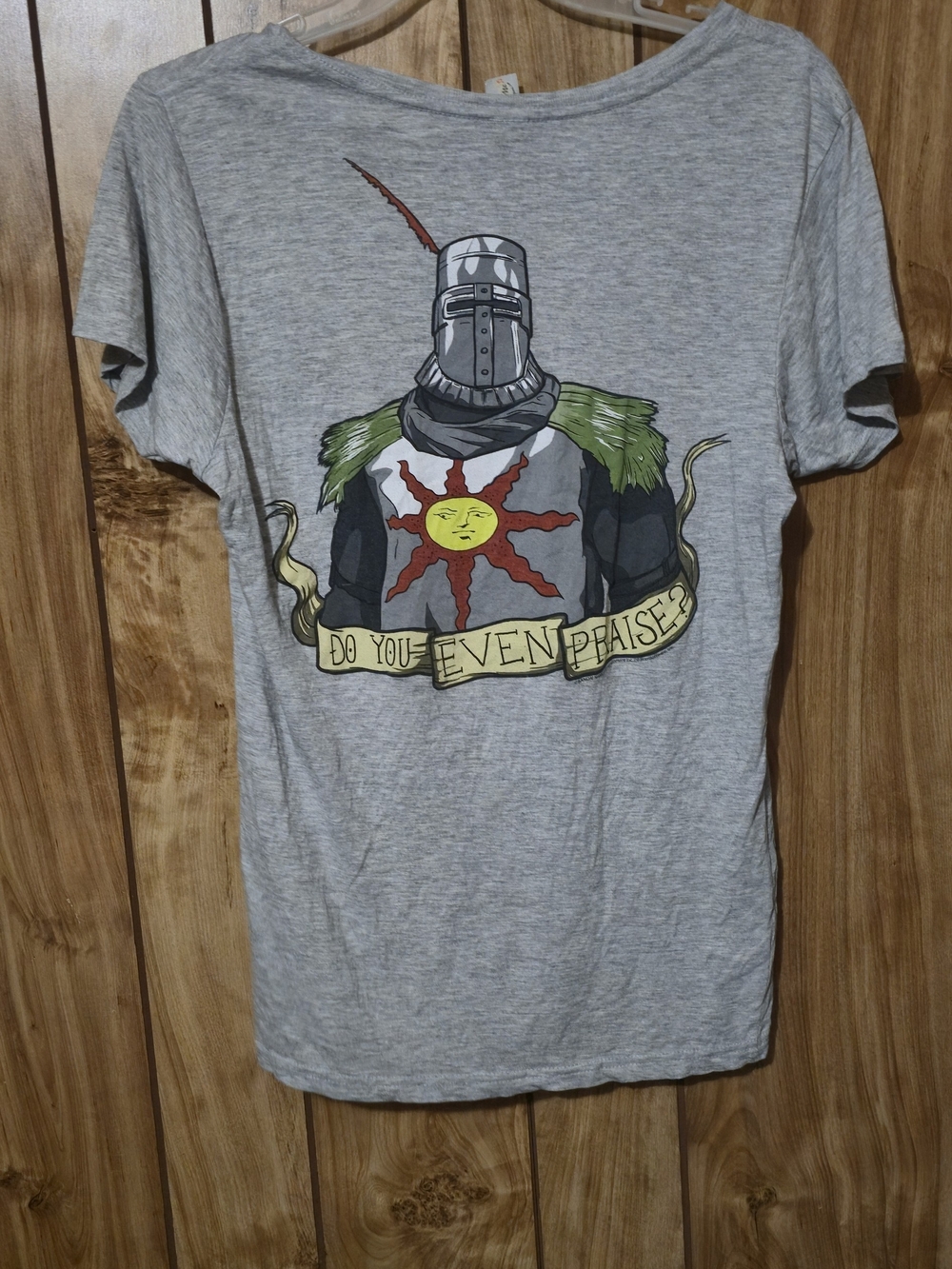 ~*Loot Crate Do You Even Praise? Templar Graphic T-Shirt Womens Gray L*~